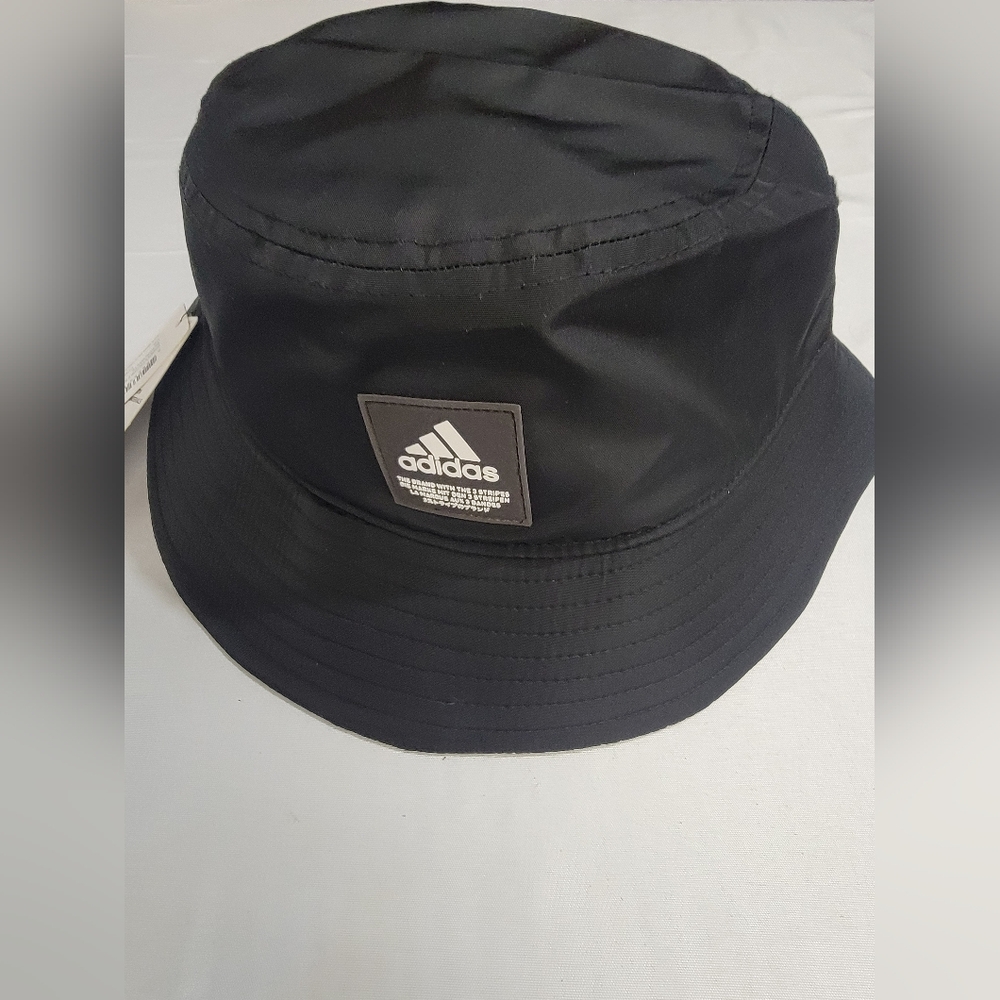 Adidas Womens Foldable Black Bucket Hat With Snap Closure For Easy Storage New - Picture 3 of 8